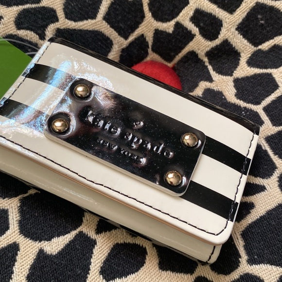 Kate Spade New York Accessories - Kate Spade New York Full Flap Holly Card Holder